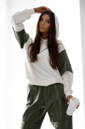 Damski komplet dresowy oversize – khaki i biały, bluza z kapturem i spodnie