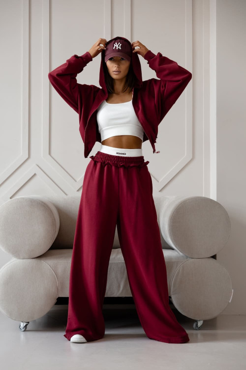 Women's oversized tracksuit set – Burgundy, with a short sweatshirt and wide-leg pants