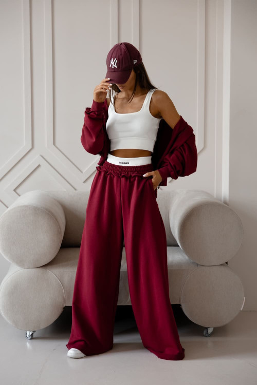 Women's oversized tracksuit set – Burgundy, with a short sweatshirt and wide-leg pants