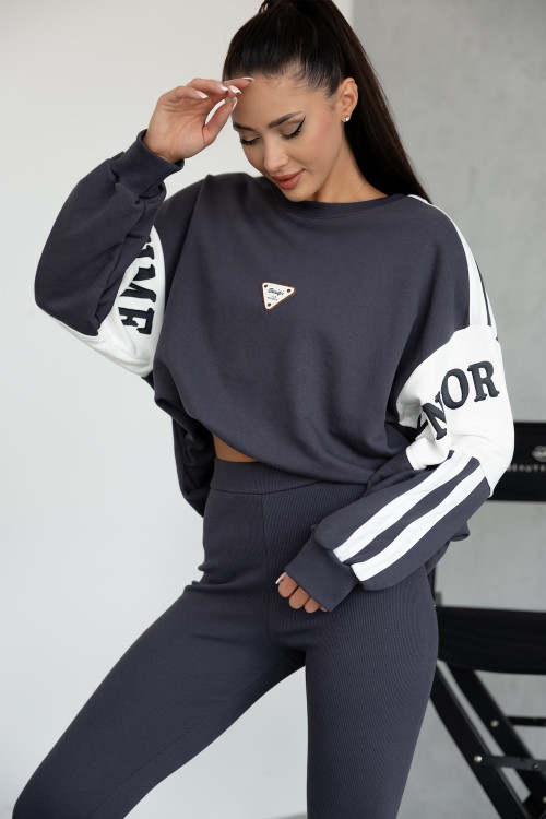 Grafitowy komplet damski z legginsami oversize