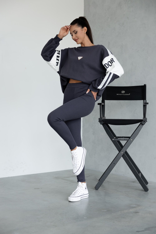 Graphite women's set with oversized leggings